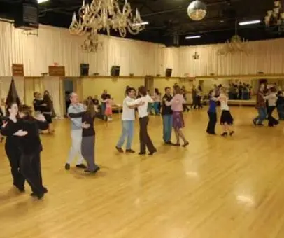 Free-Ballroom-Dance-Lesson